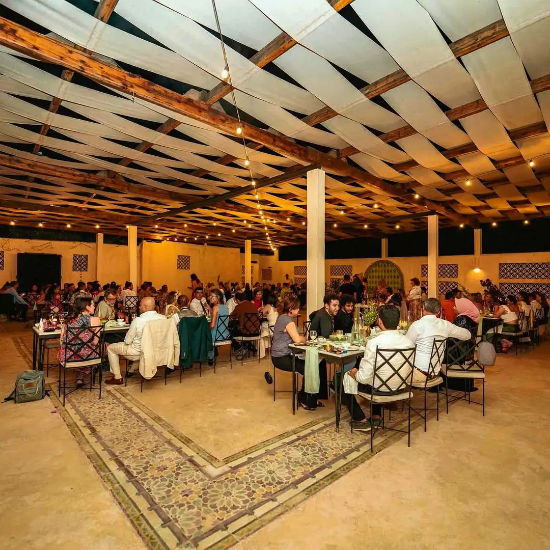 Dîner de gala sous pergola — Atelier Events Tunisie