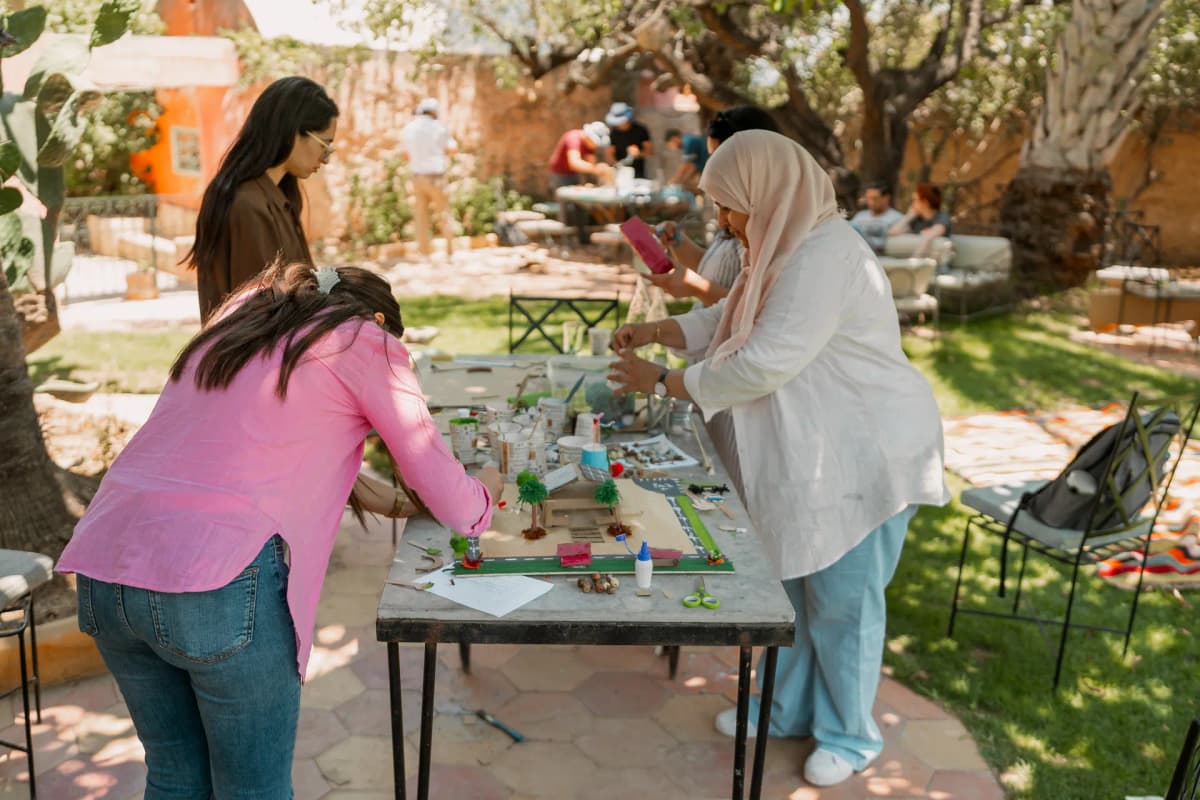 Événement durable en Tunisie — atelier créatif en plein air écoresponsable